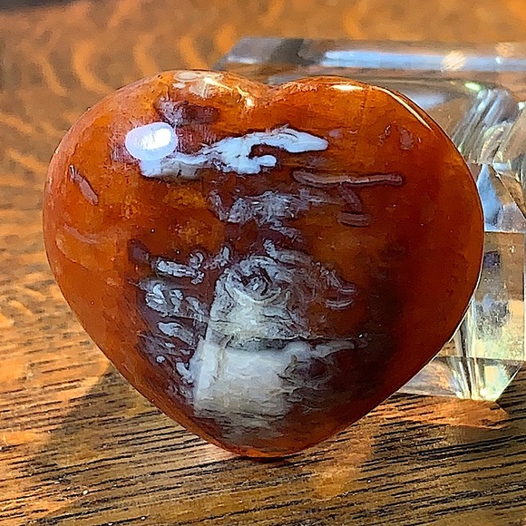 CARNELIAN HEART PUFFED POLISHED HEALING STONE NEW - Picture 2 of 6
